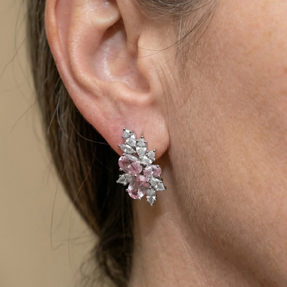 Boucles d'oreilles Lyra fleur rosée | Or blanc